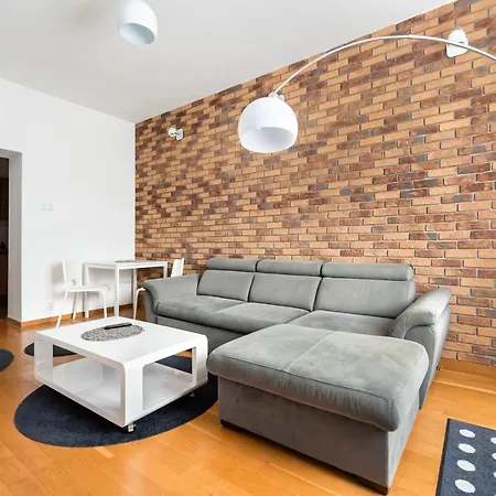 Chmielna Centre By Bookinghost